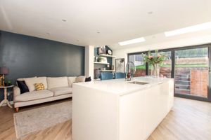 Photo 15- click for photo gallery